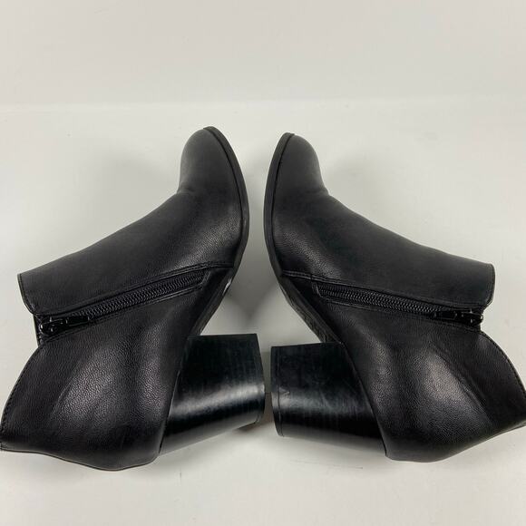 Style and Co Faux Leather Black Booties Size 7.5 - Picture 6 of 9